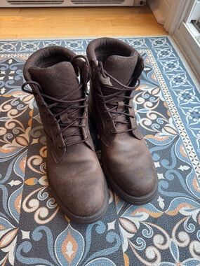 UGG Men's Dark Brown Lace-Up Leather Boots